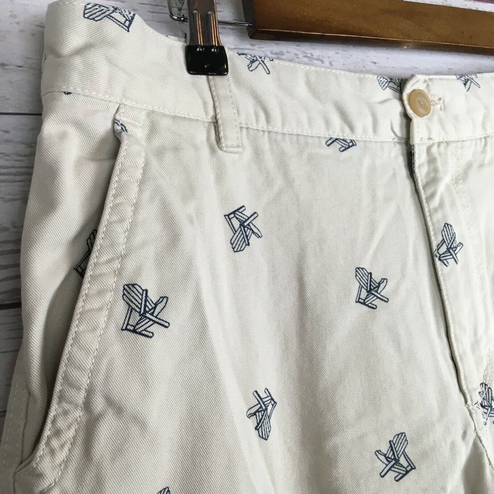 Izod Mens Shorts 34 Adirondack Chair All‎ Over Pattern Cotton Khaki Twill Casual - Picture 5 of 9
